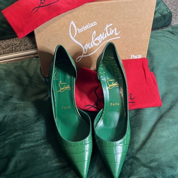 Christian Louboutin - Green - Picture 2 of 7